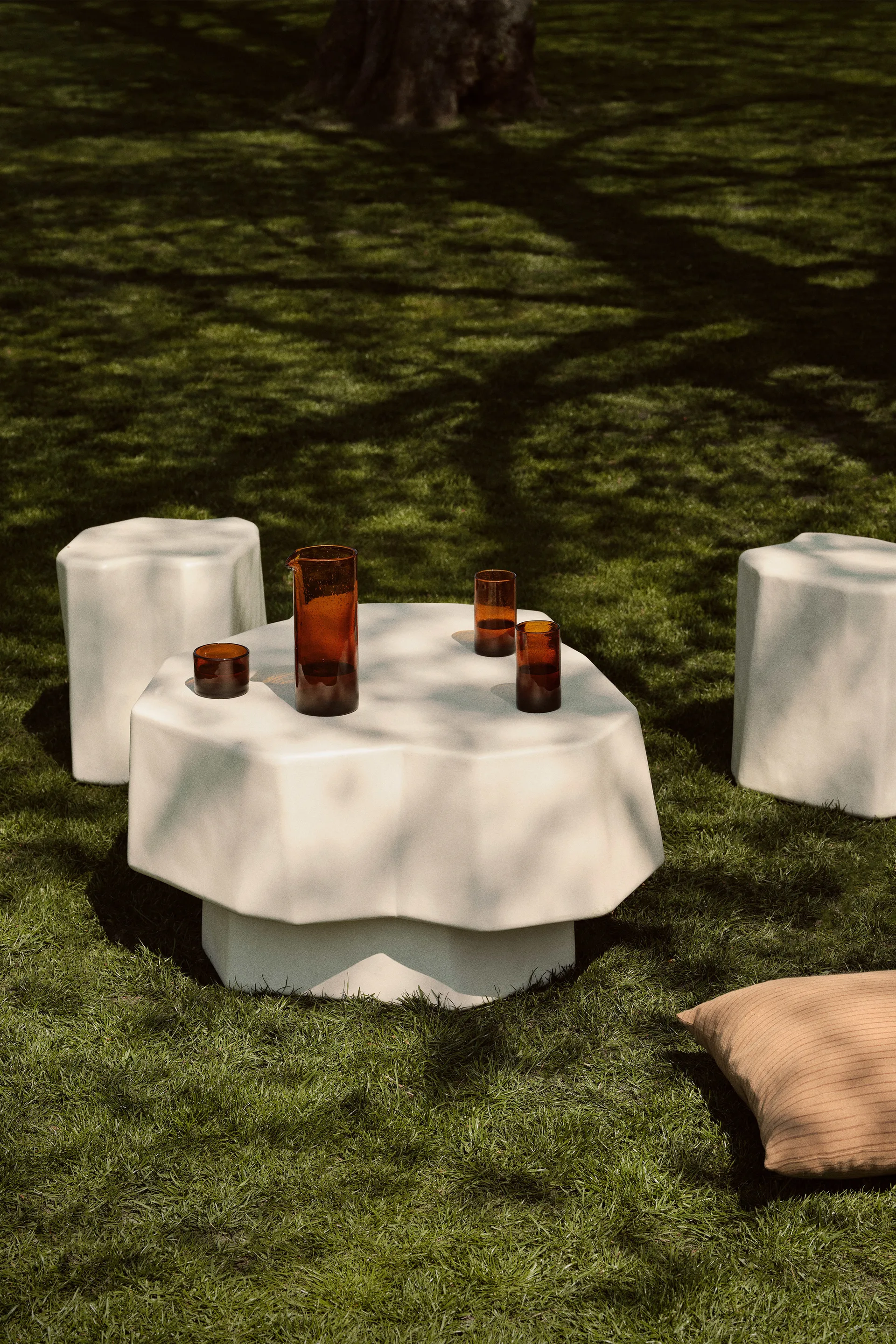 Staffa soffbord 163,5x82,4 cm, Ivory Ferm Living