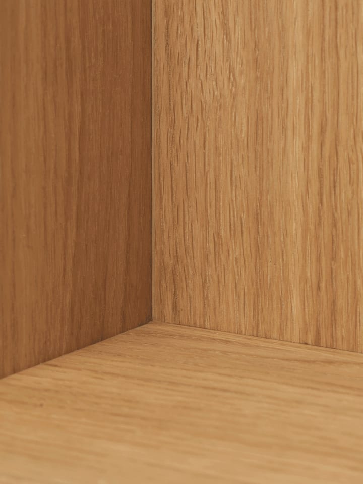 Stagger hylla low - Oiled Oak - ferm LIVING