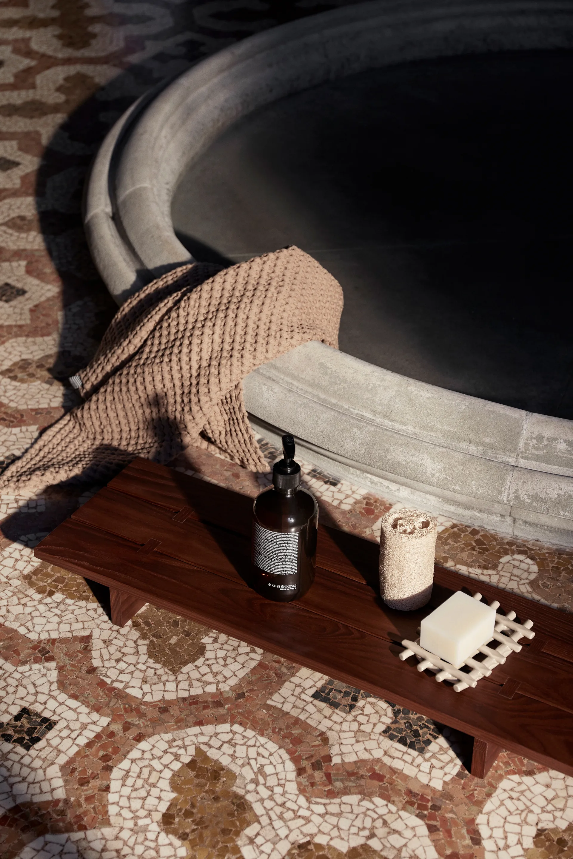 Tategu brickbord 70x22,1x7 cm, Dark brown Ferm Living