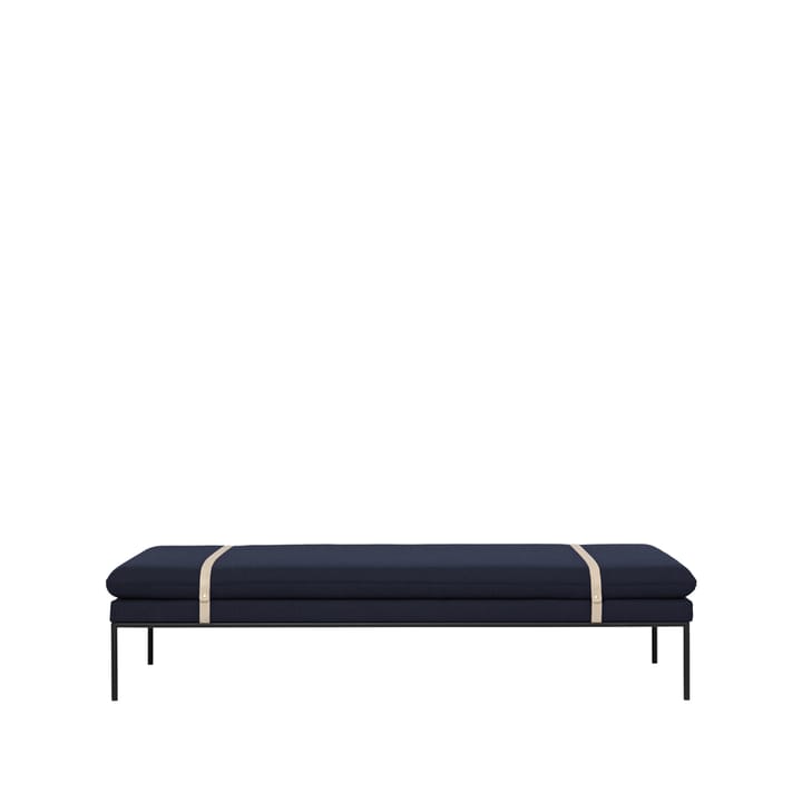 Turn Dagbädd - tyg fiord by kvadrat dark blue, svart stativ - Ferm Living