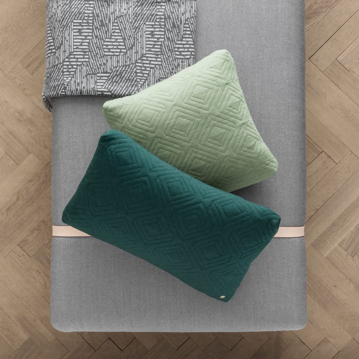 Turn Dagbädd, tyg fiord by kvadrat rust, svart stativ Ferm Living