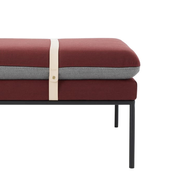 Turn Dagbädd, tyg fiord by kvadrat rust, svart stativ Ferm Living