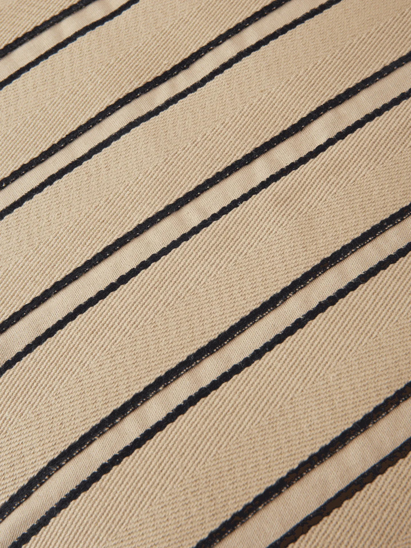 Twill kuddfodral 40x60 cm, Cashmere-black Ferm Living