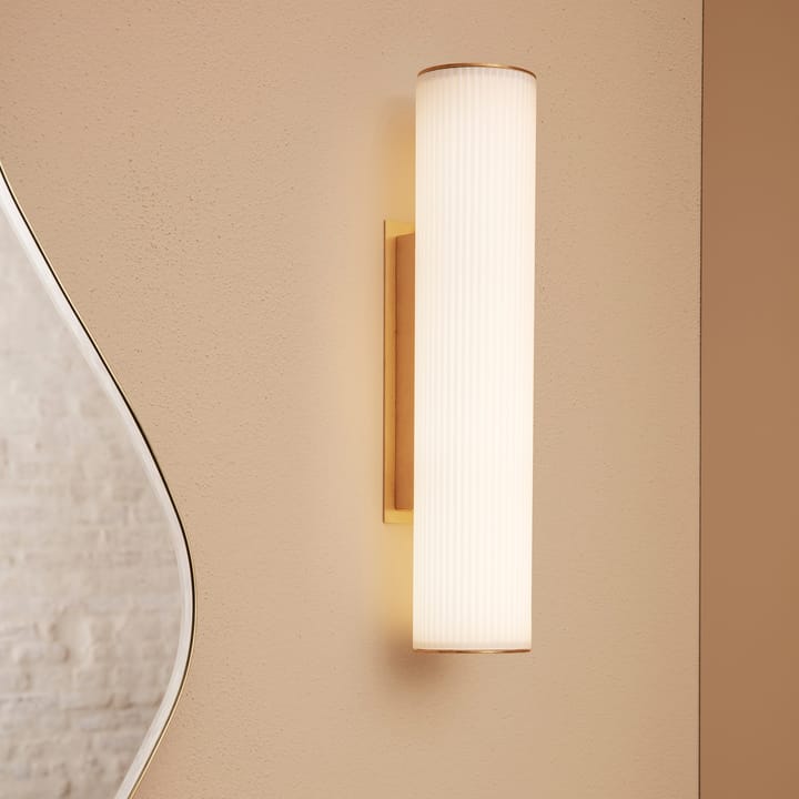 Vuelta vägglampa 40 cm, Vit-mässing Ferm Living