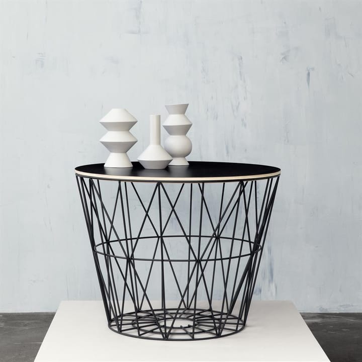 Wire korg svart, medium Ferm Living