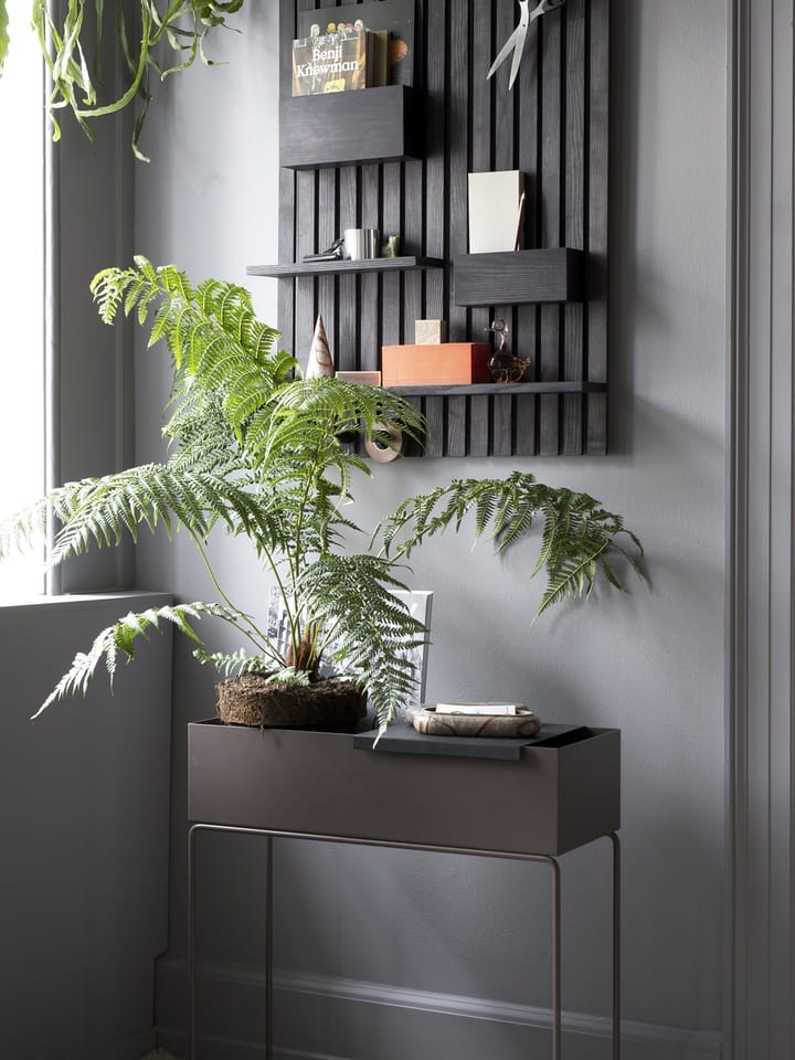 Wooden multi shelf hylla - Mörkbetsad ask - ferm LIVING