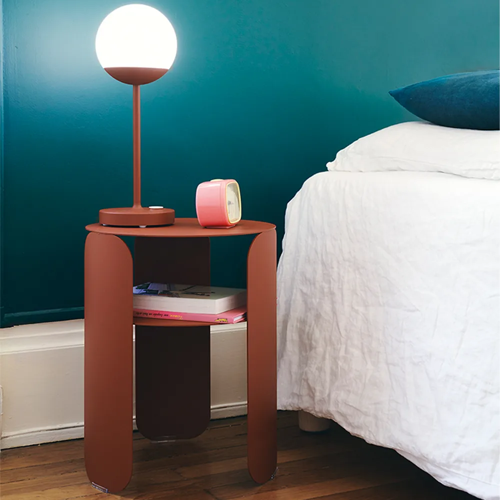 Bebop sidobord, Liquorice (svart) Fermob