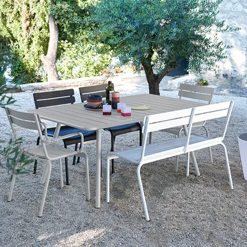 Luxembourg bord 165x100 cm - Liquorice (svart) - Fermob