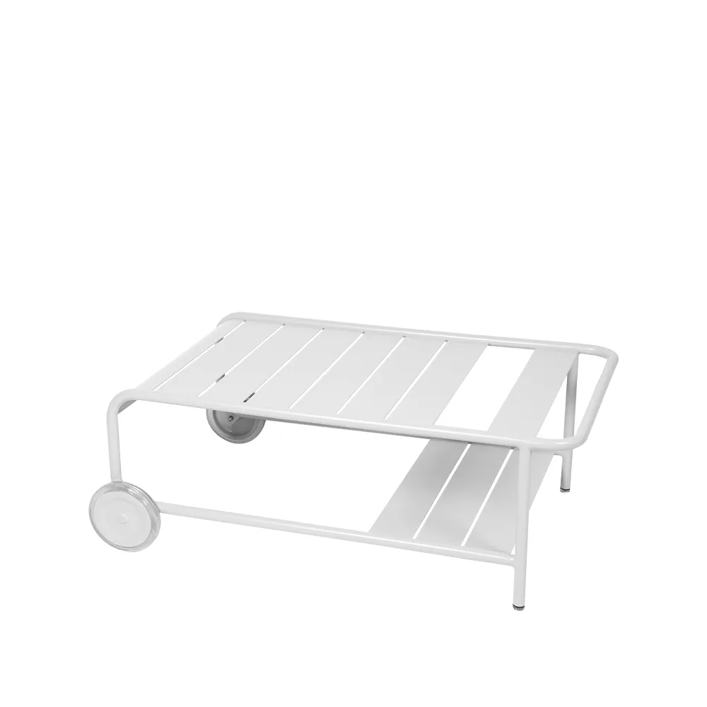 Luxembourg bord lågt, Cotton white (vit), med hjul Fermob