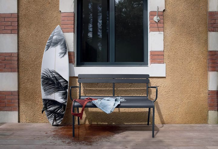 Luxembourg soffa med armstöd 131x55,5x86 cm, Rosemary Fermob