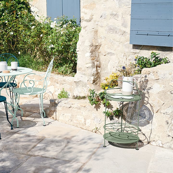 Montmartre sidobord, clay grey Fermob