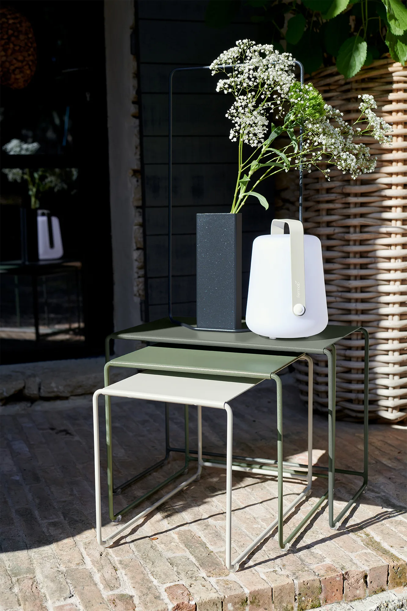 Oulala satsbord, Rosemary-cactus-clay grey Fermob