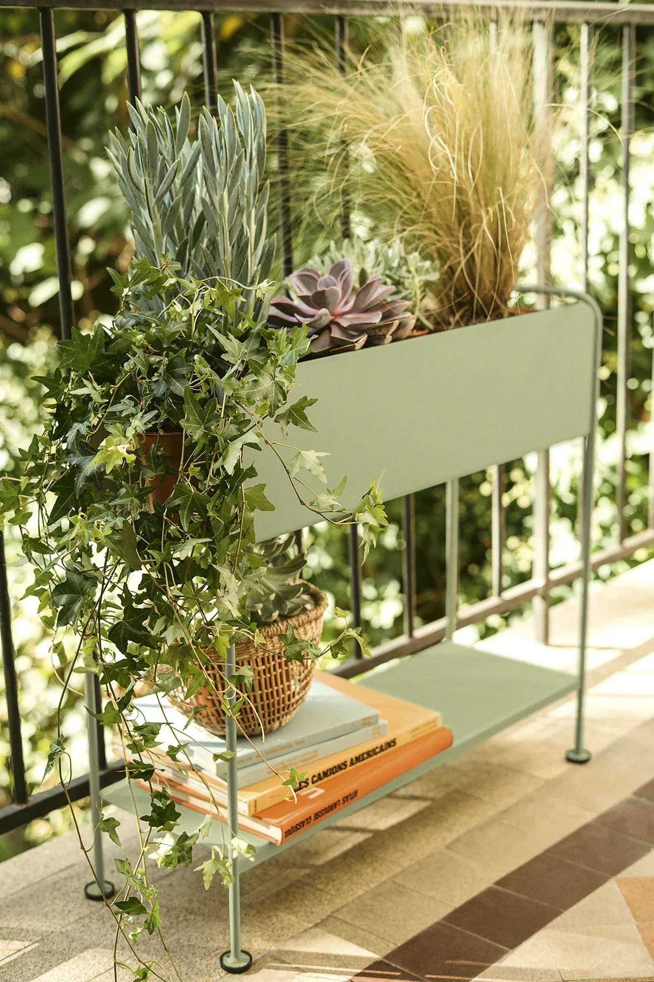 Picolino plant holder h.63 cm, Willow Green Fermob