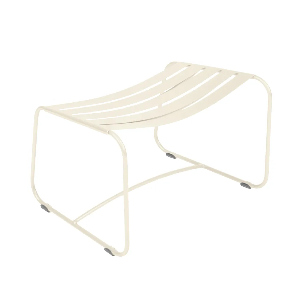 Surprising fotpall, Latte beige Fermob