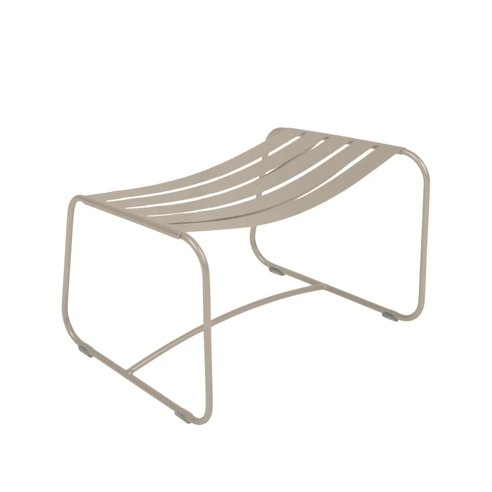 Surprising fotpall, nutmeg Fermob