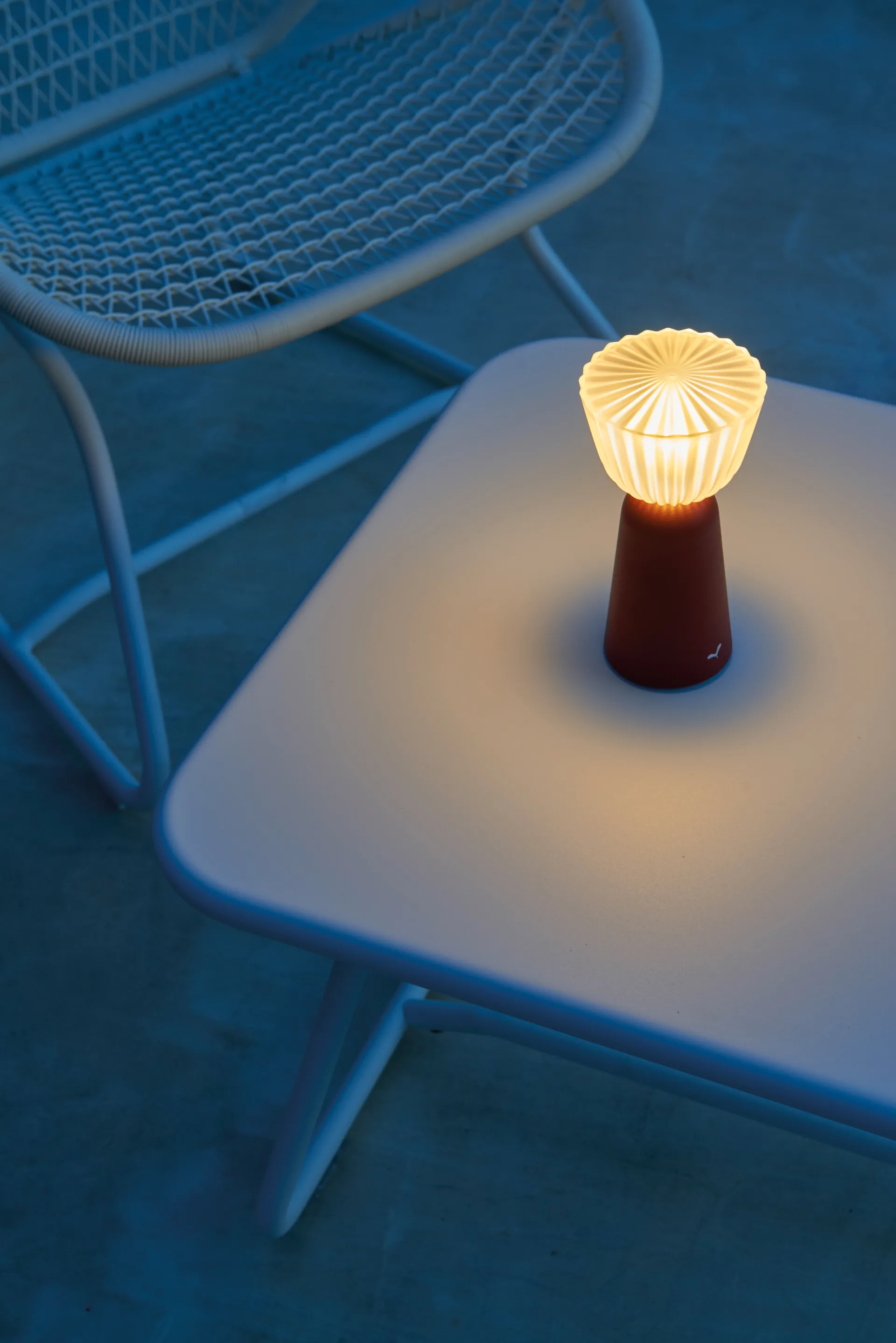 Swiing portabel bordslampa, Ice mint Fermob