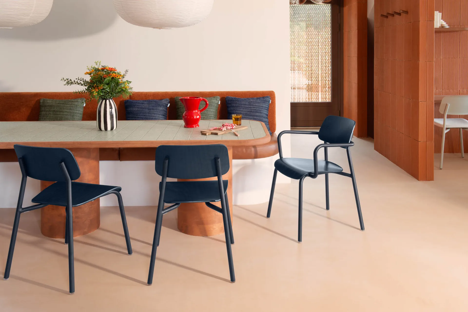 Vibration Rythmo kudde 44x44 cm, Midnight Fermob