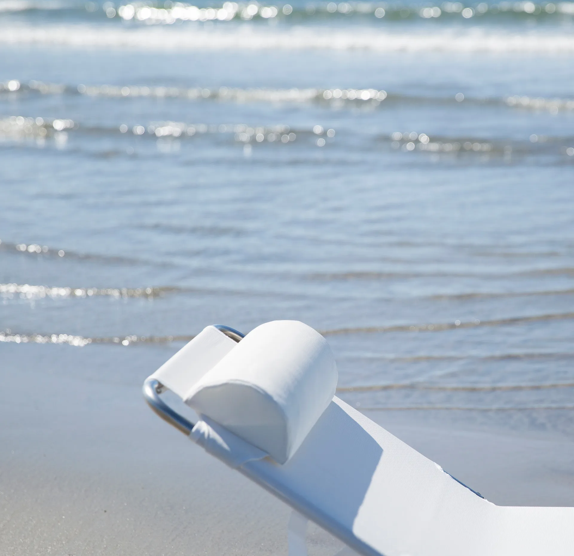 Amigo/Samba nackkudde, Textaline white Fiam