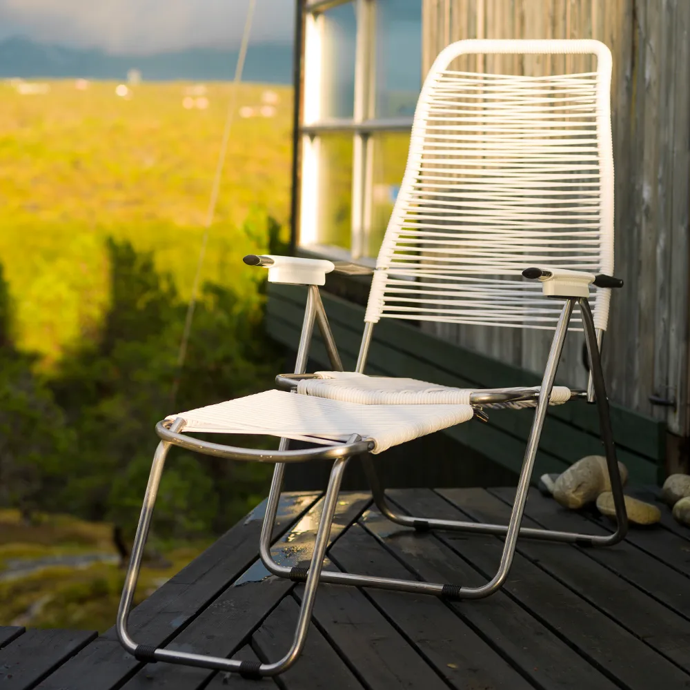 Spaghetti solstol med fotstöd, White Fiam