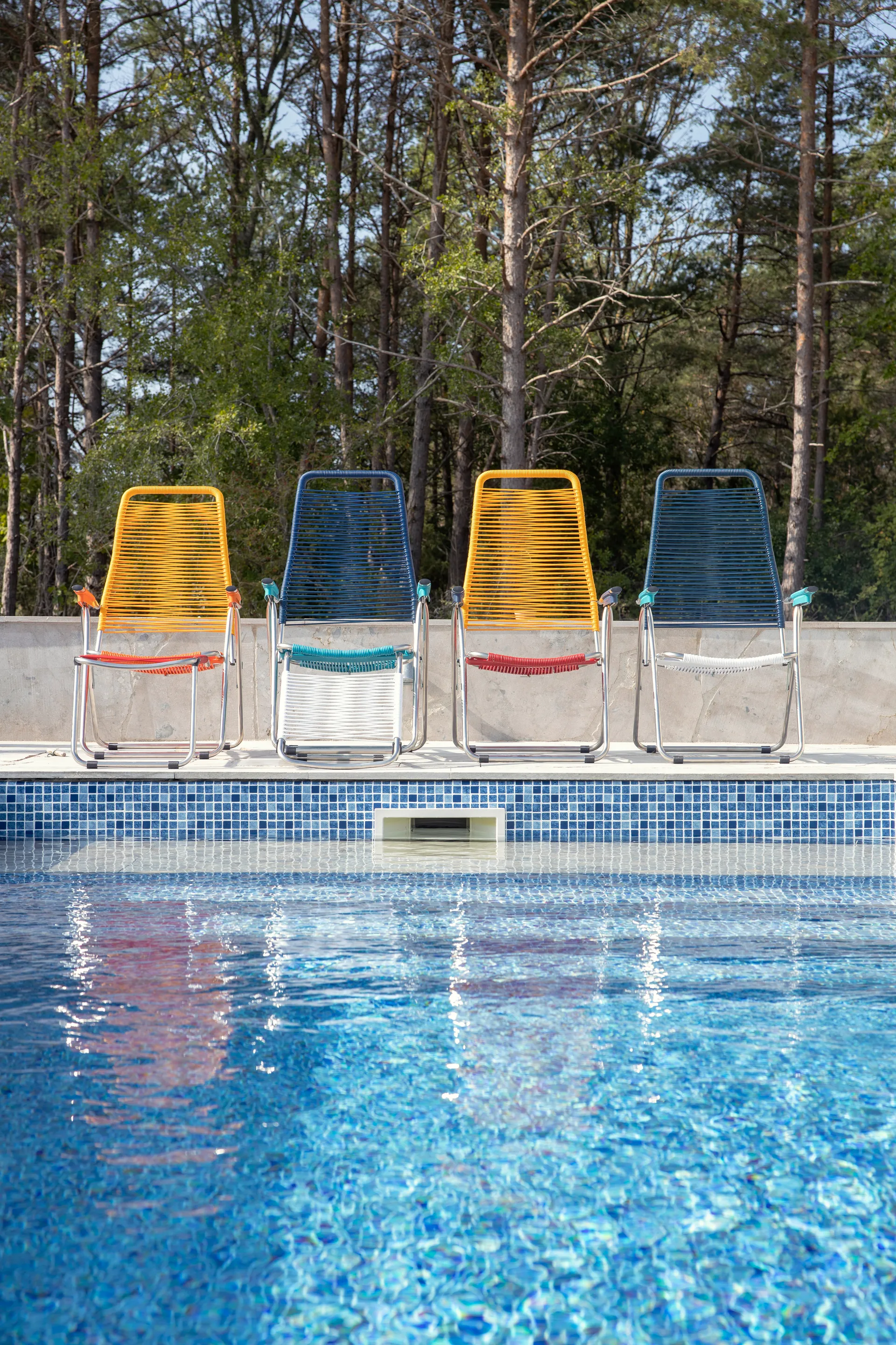 Spaghetti solstol utan fotstöd, Multi-aluminium-blue Fiam