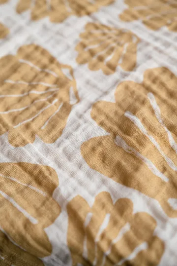 Snäcka muslinfilt 120x120 cm - Sand - Fine Little Day