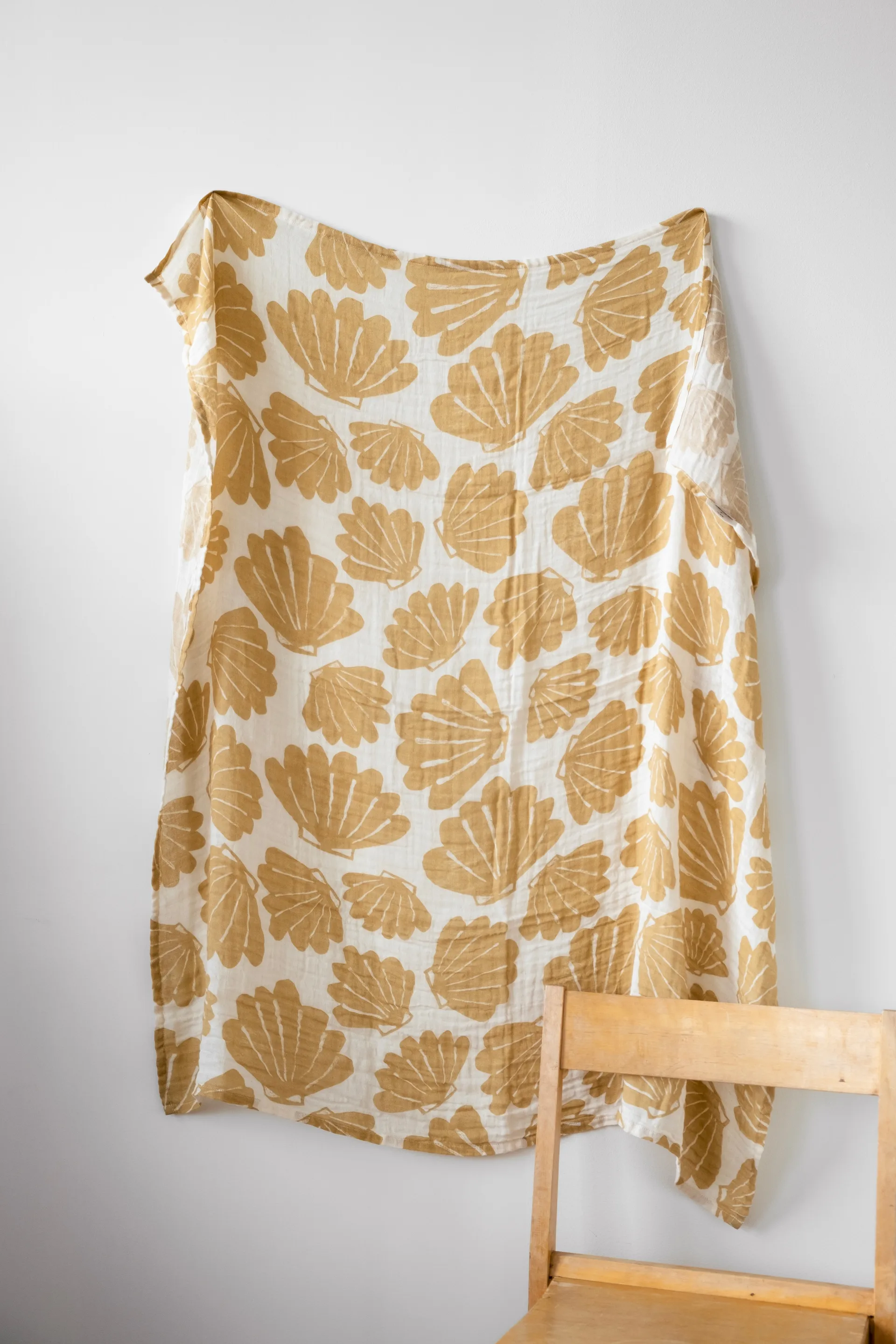 Snäcka muslinfilt 120x120 cm, Sand Fine Little Day