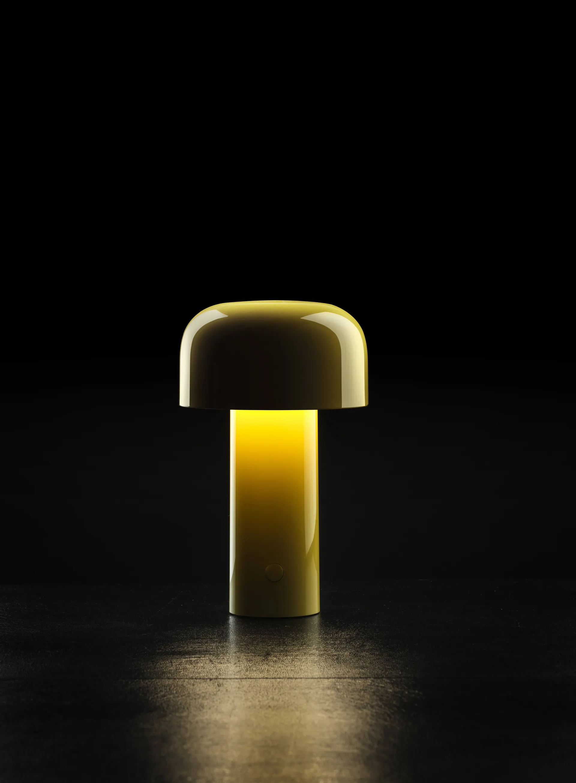 Bellhop bordslampa portabel, Yellow, IP54 (inom/utomhus) Flos