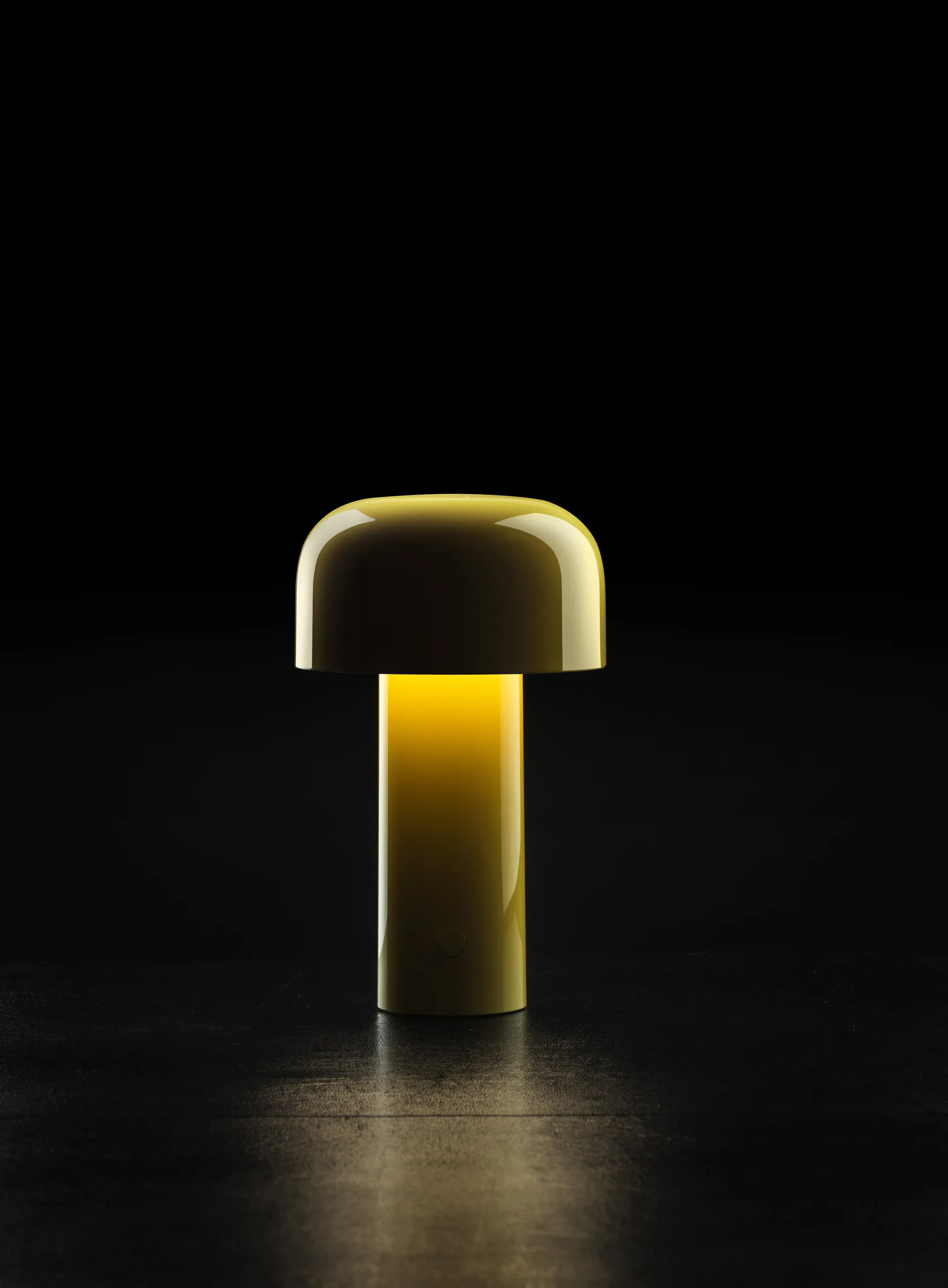 Bellhop bordslampa portabel, Yellow, IP54 (inom/utomhus) Flos
