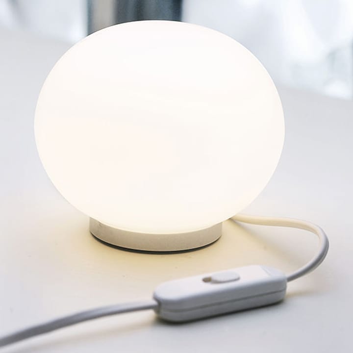 Glo-Ball Mini T bordslampa, vitt opalglas Flos