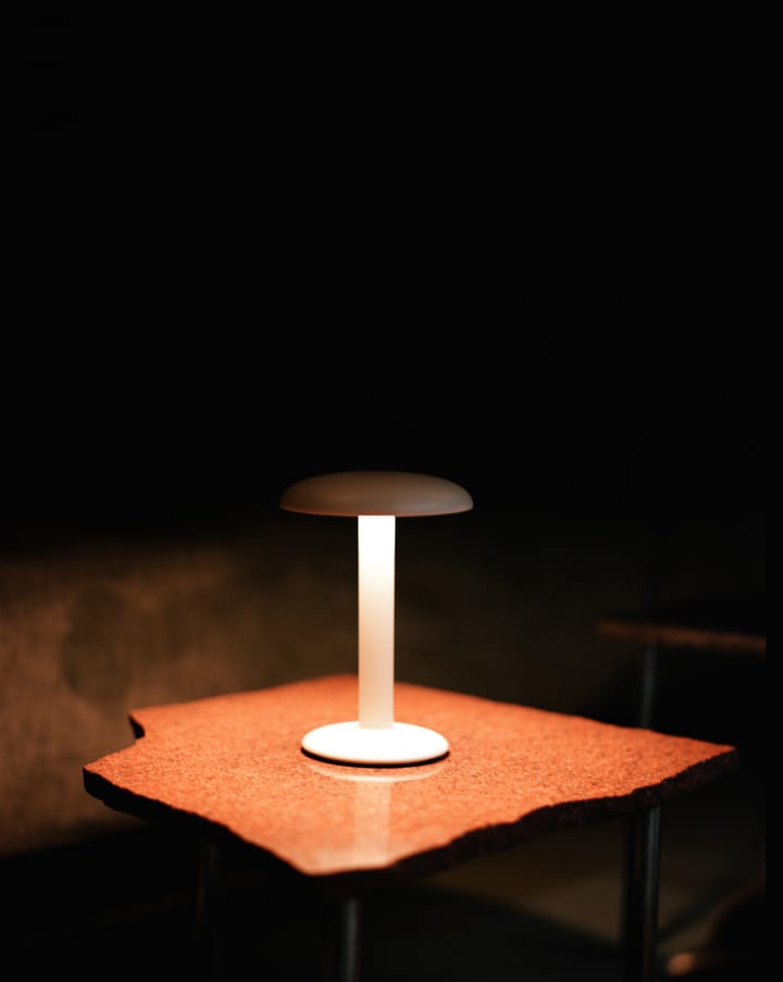 Gustave Residential bordslampa portabel, Matte white Flos
