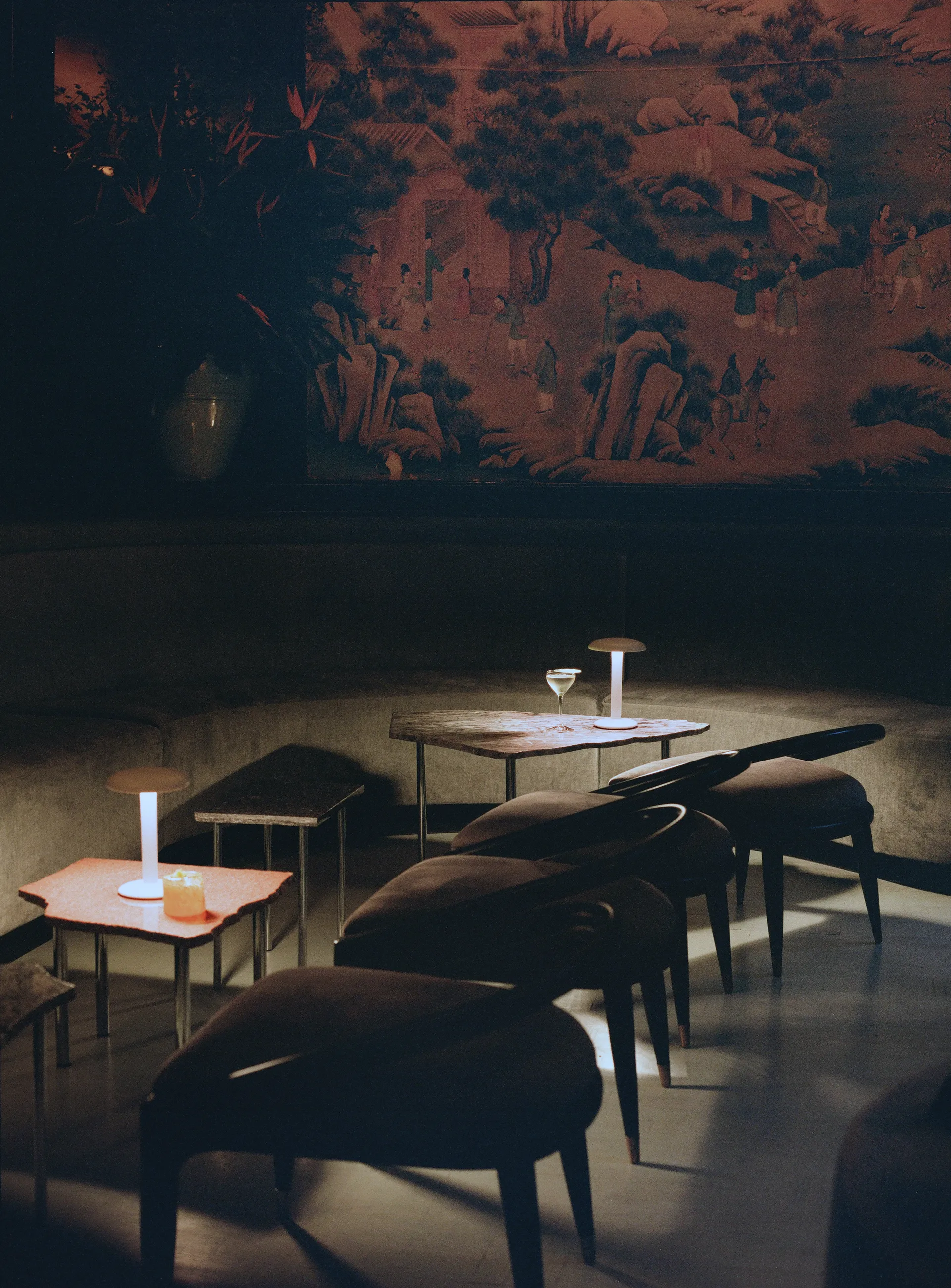 Gustave Residential bordslampa portabel, Matte white Flos