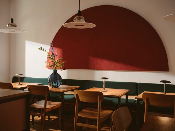 Gustave Residential bordslampa portabel, Raw aluminium Flos