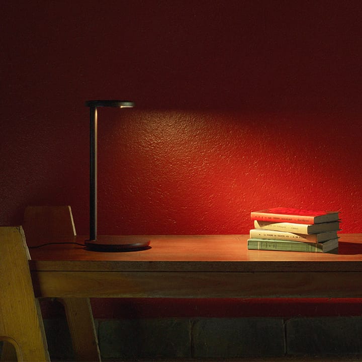 Oblique bordslampa, brun Flos