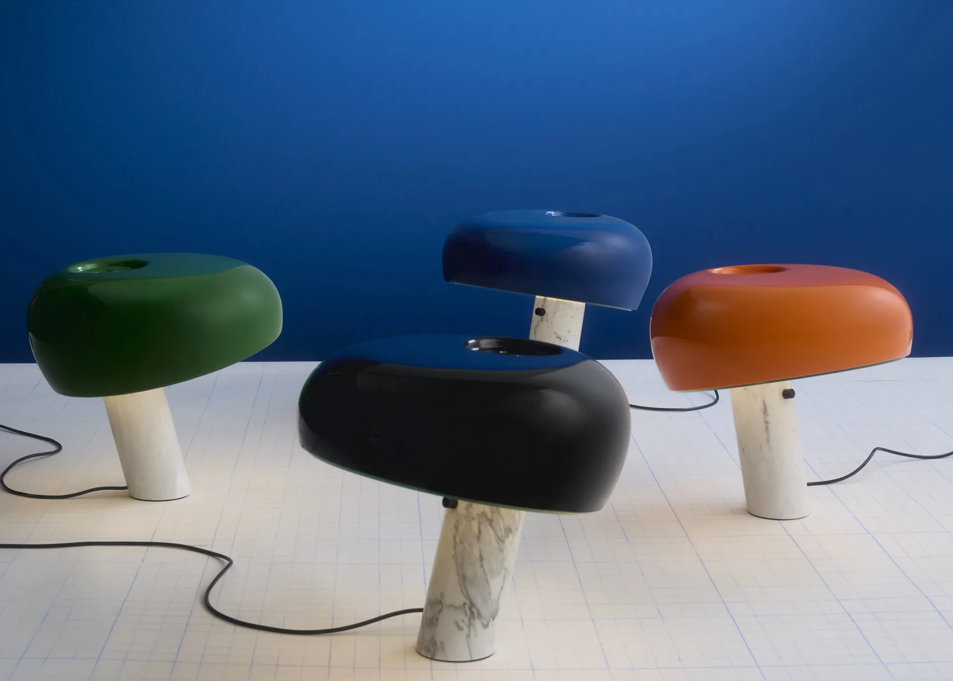 Snoopy bordslampa, Orange Flos