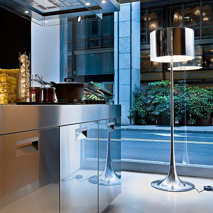 Spun Light F golvlampa, vit Flos