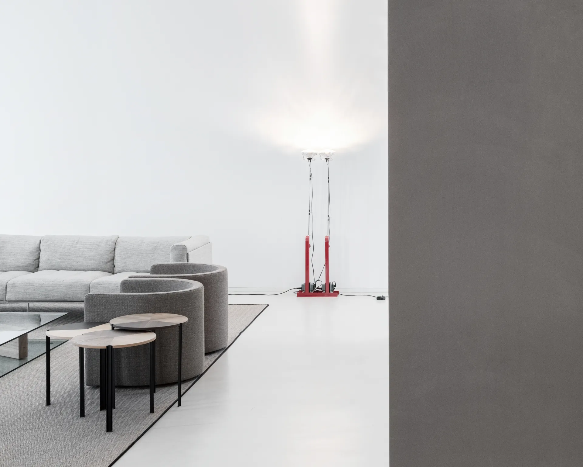 Toio Led golvlampa - Röd (EU),  Flos