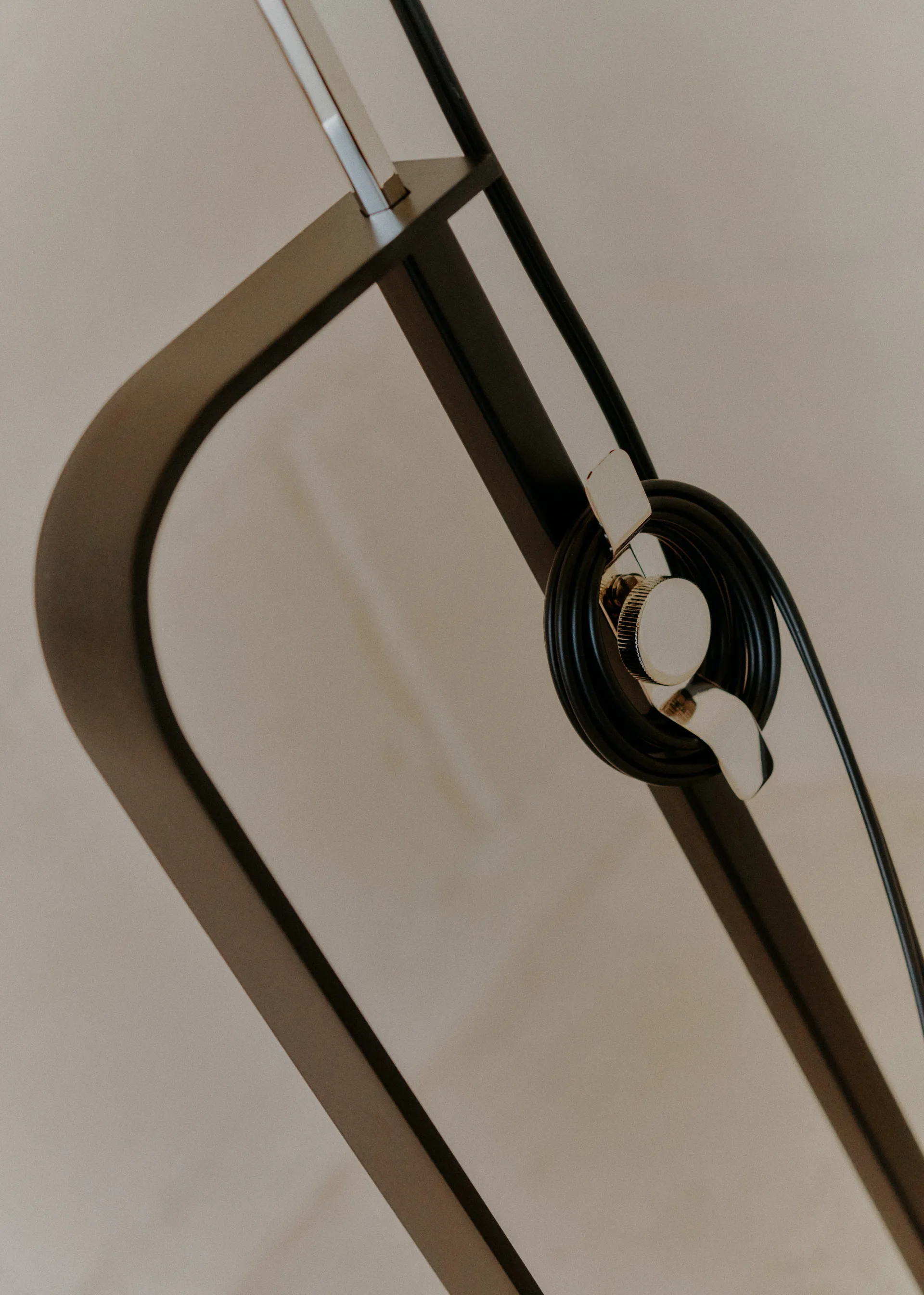 Toio Led golvlampa - Svart (EU),  Flos