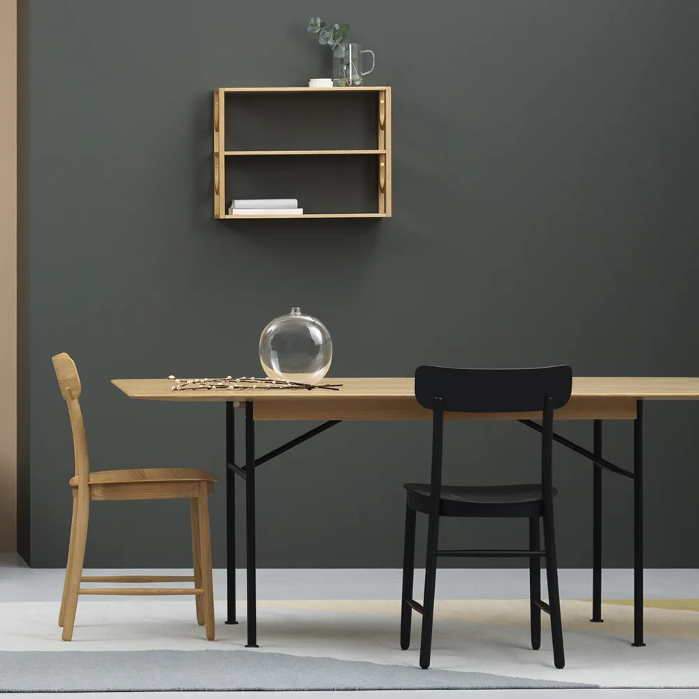 Supper matbord, ek klarlack-2 iläggsskivor 50 cm Fogia