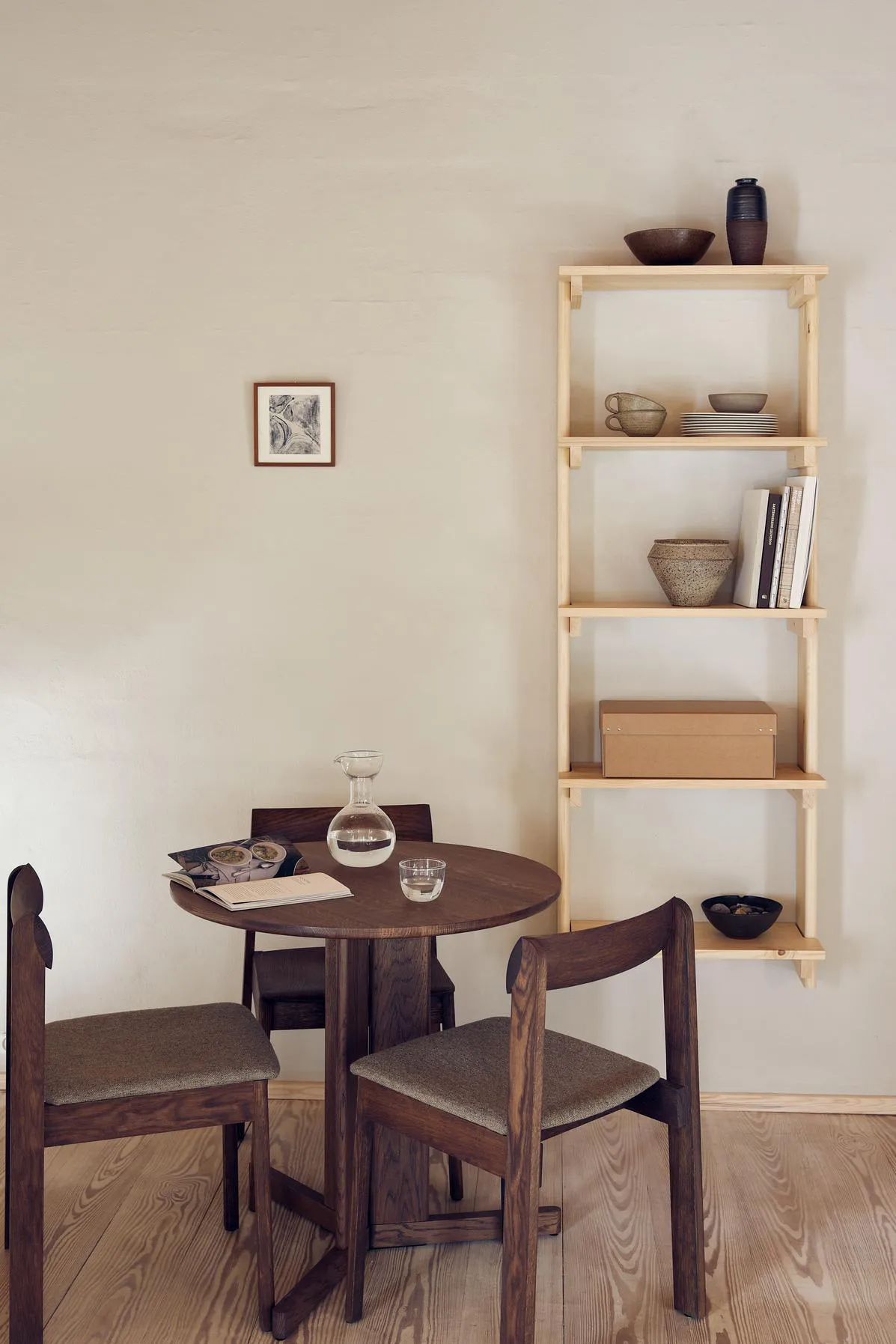 Beam vägghylla 5 hyllor, Furu Form & Refine