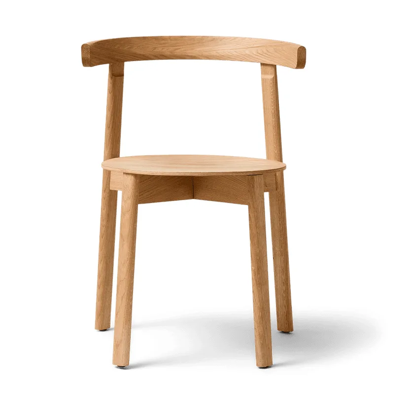 Lunar stol, Ek Form & Refine