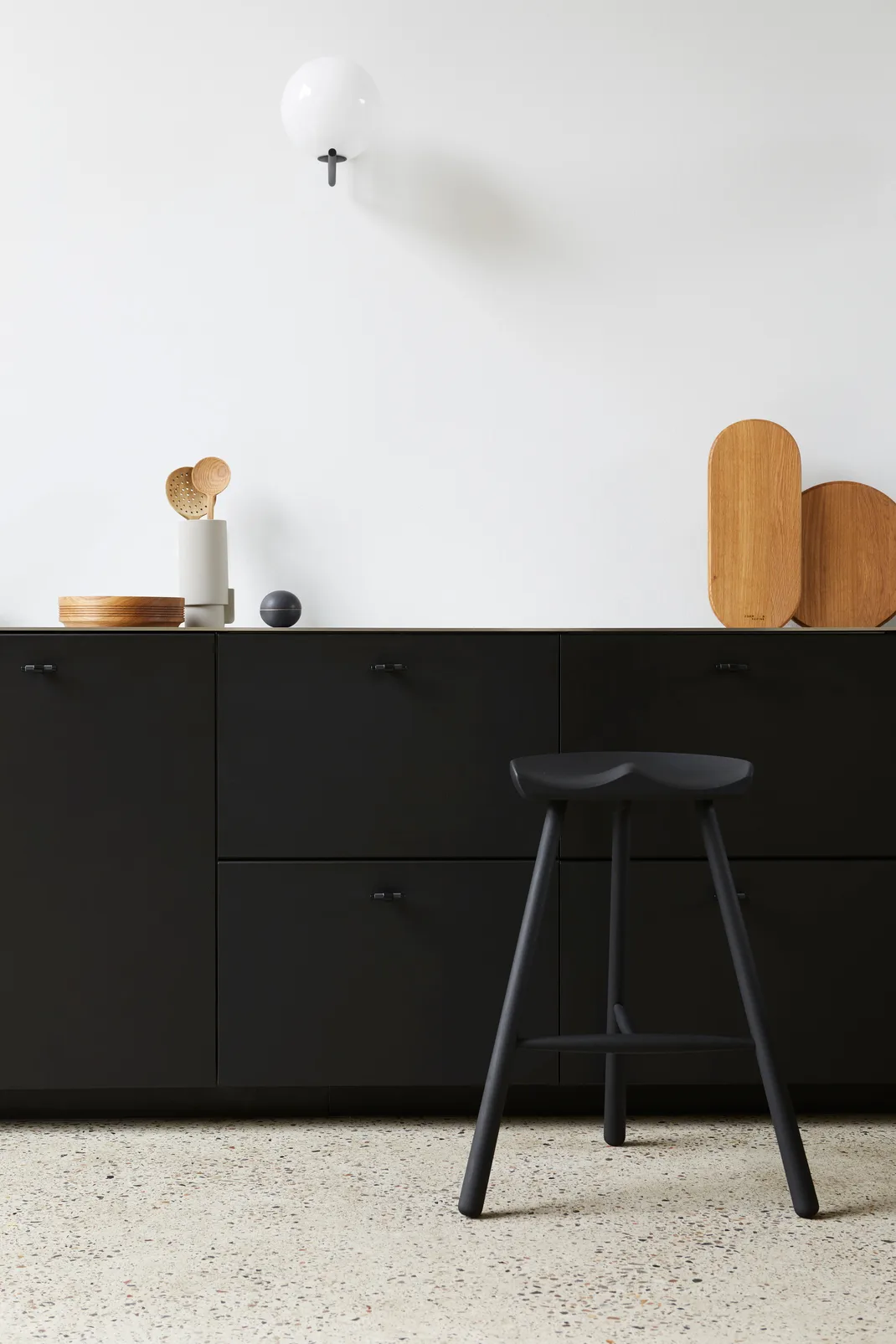 Shoemaker Chair stol No. 68, Svart Form & Refine