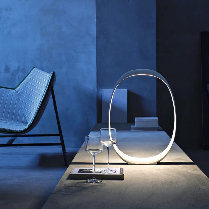 Anisha piccola bordslampa, vit Foscarini