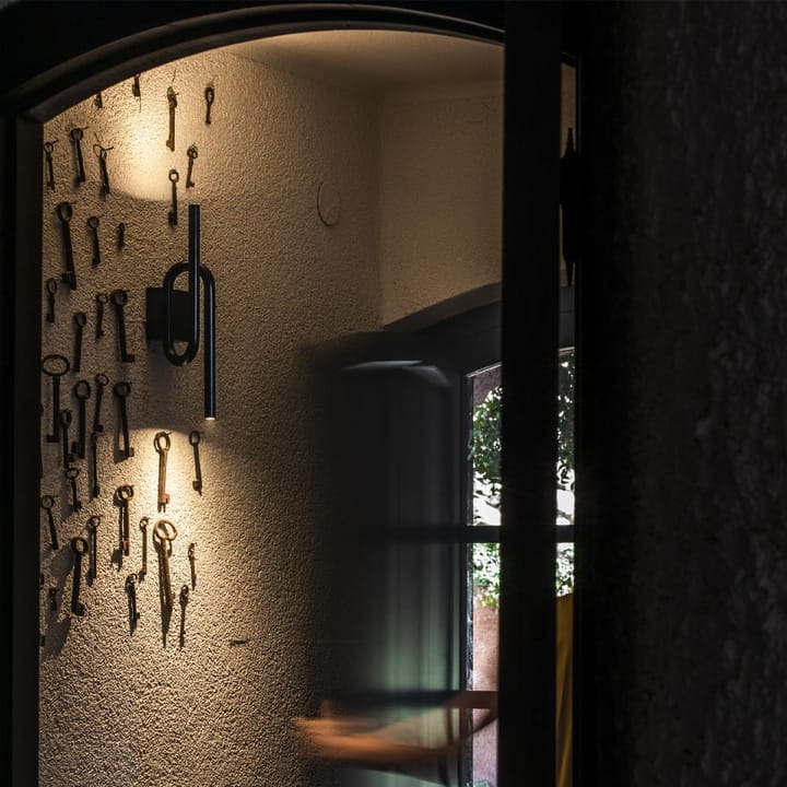 Tobia vägglampa - black - Foscarini