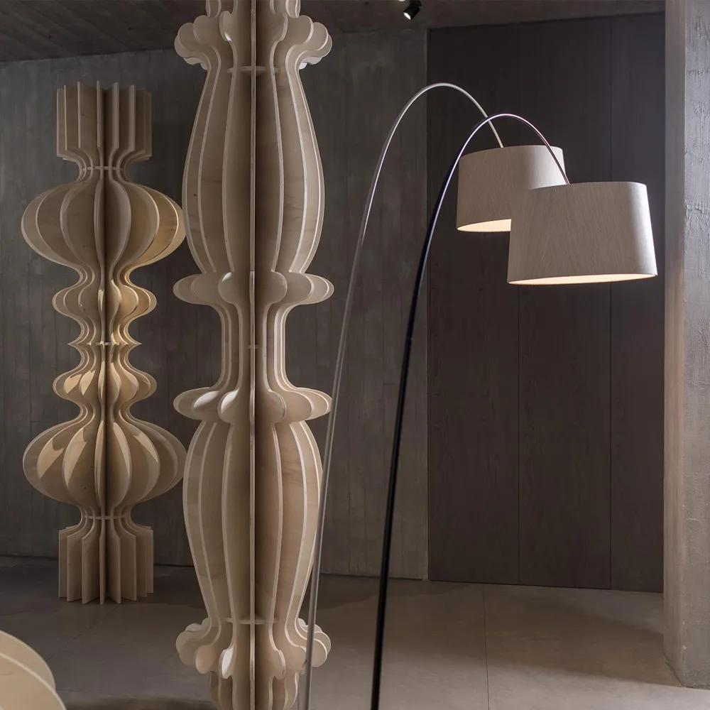 Twiggy Elle Wood golvlampa, greige Foscarini