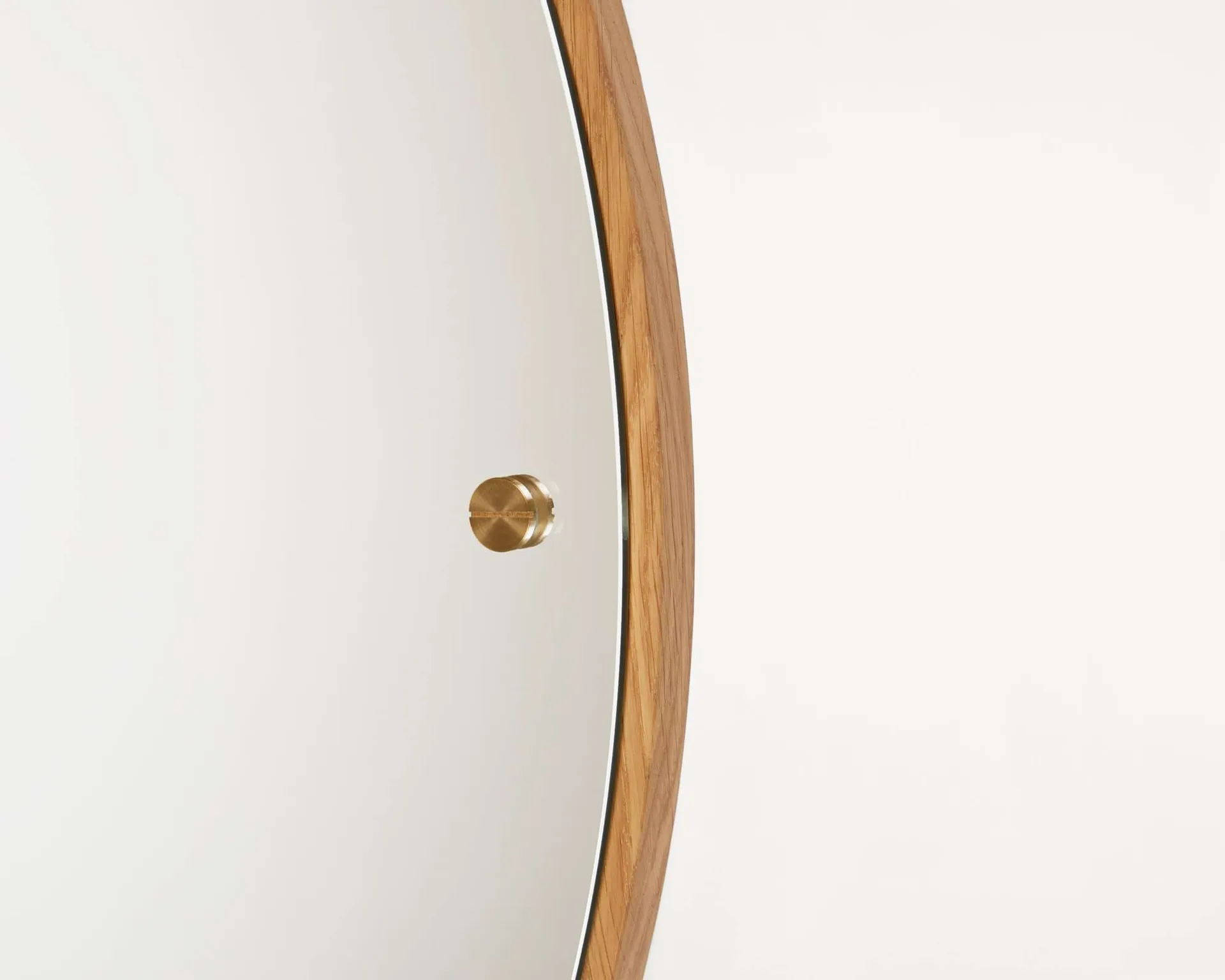 CM Circle spegel, Ek, small, Ø45 cm FRAMA