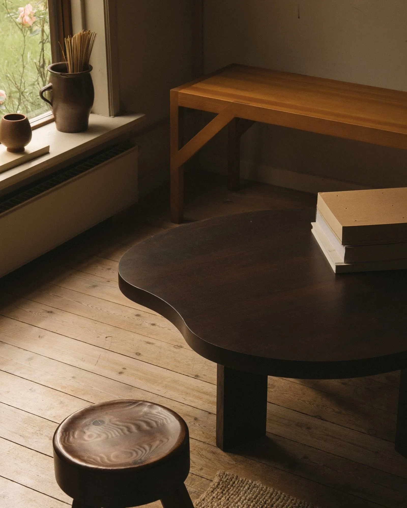 Farmhouse Pond soffbord, Mörk ek, 78x93,6x37 cm FRAMA