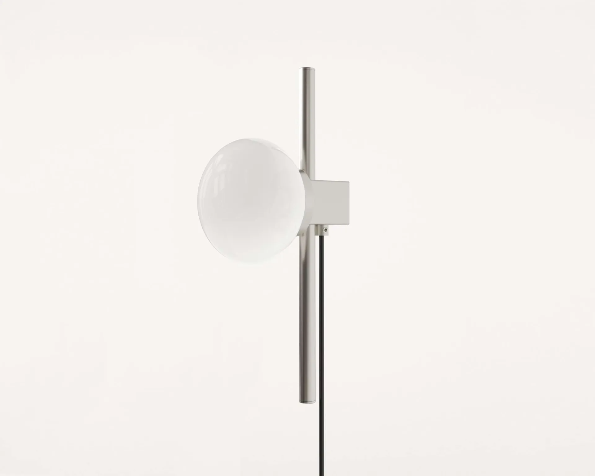 Ovoid Single vägglampa, Rostfritt stål-opalglas FRAMA