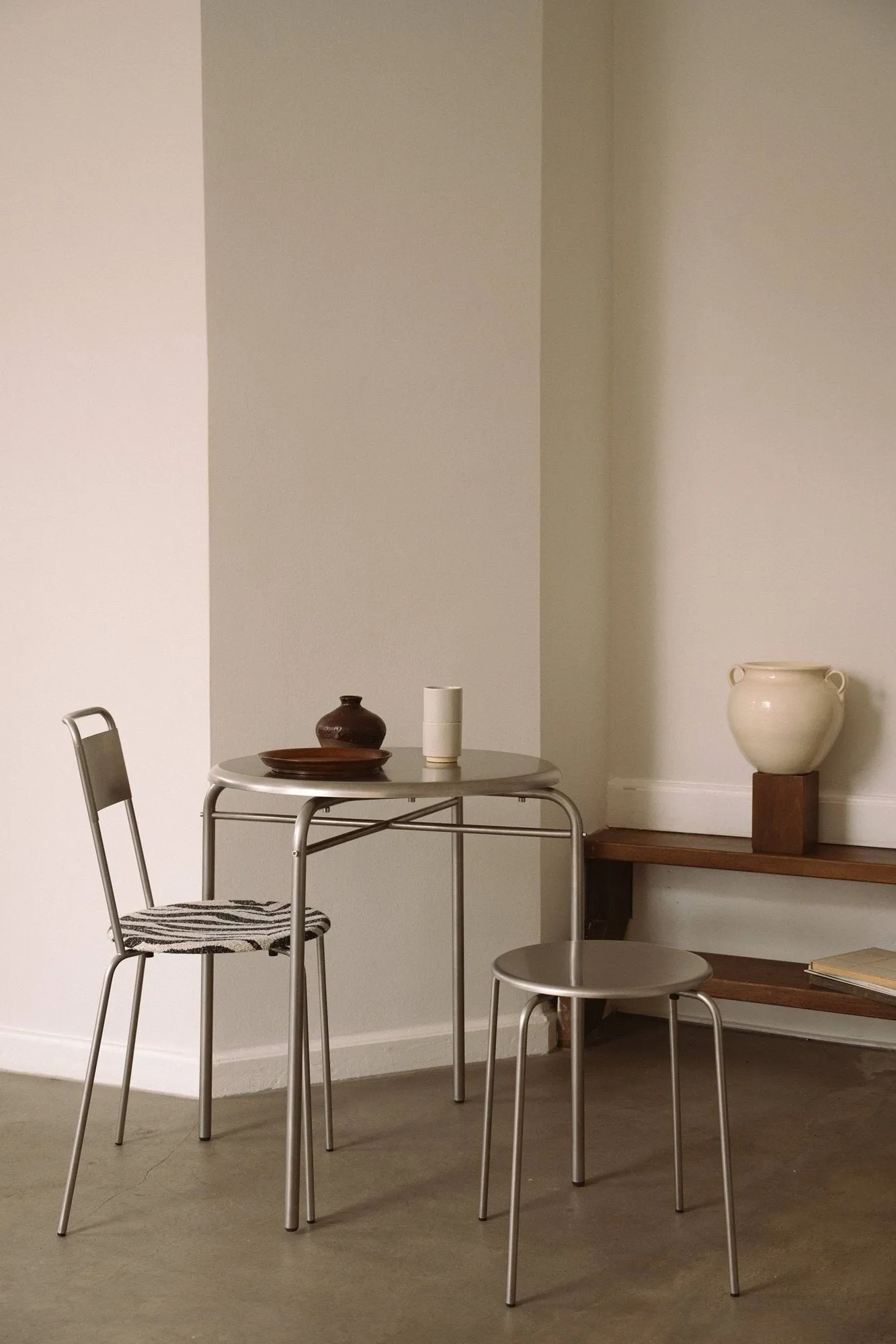 Petit Rond bord, Rostfritt stål, Ø65x73 cm FRAMA