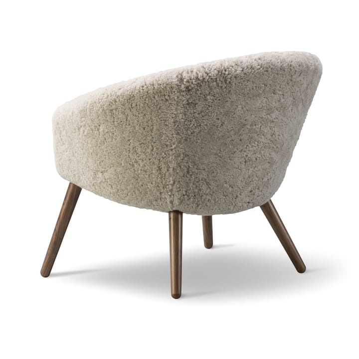 Ditzel loungefåtölj fårskinn, Moonlight-walnut Fredericia Furniture