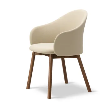 Gomo Armchair karmstol wood base - Mylla 221-rökbetsad lackad ek - Fredericia Furniture